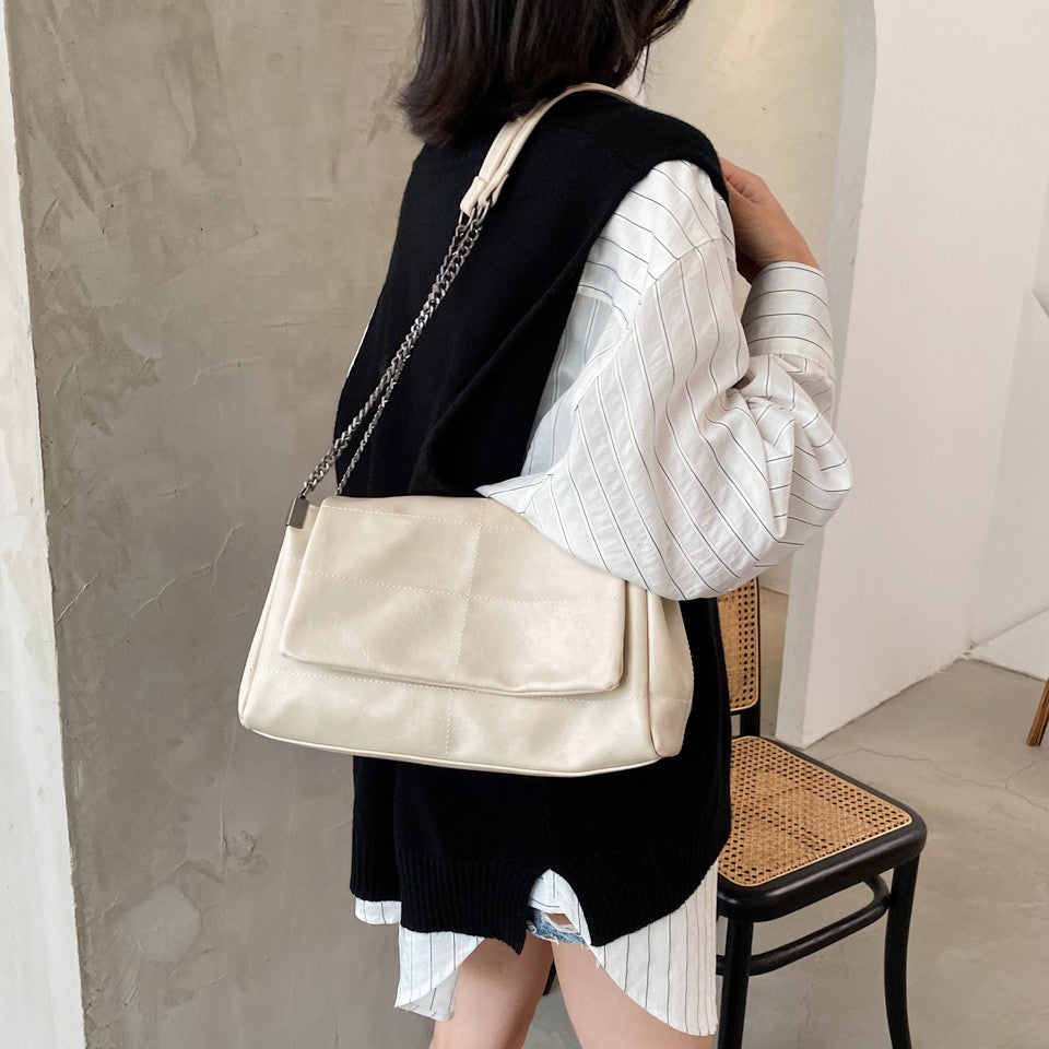 Tasche aus Echtleder - Elaia