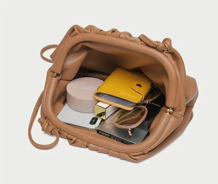 Kleine Pouch-Tasche Valentina