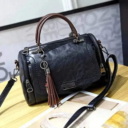 Tasche aus Echtleder - Vaena