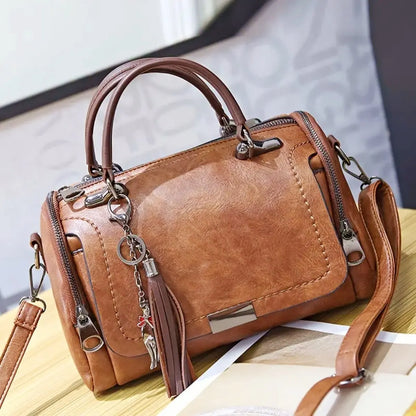 Tasche aus Echtleder - Vaena