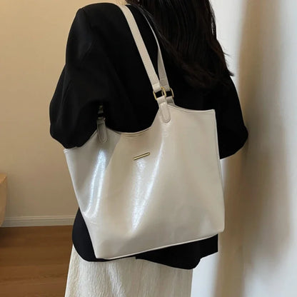 Tasche aus Echtleder - Bless