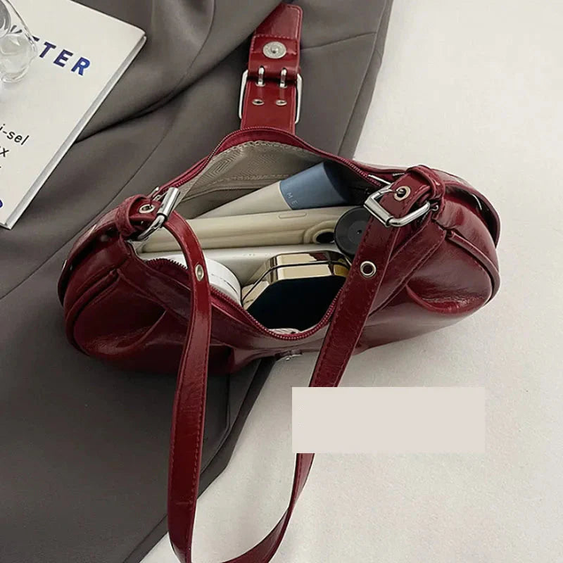 Kleine Tasche aus Echtleder - Az