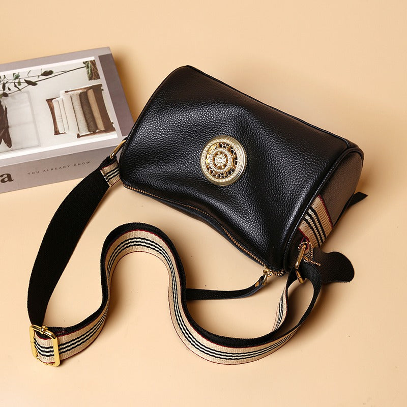 Kleine Schultertasche aus Leder - Orlane