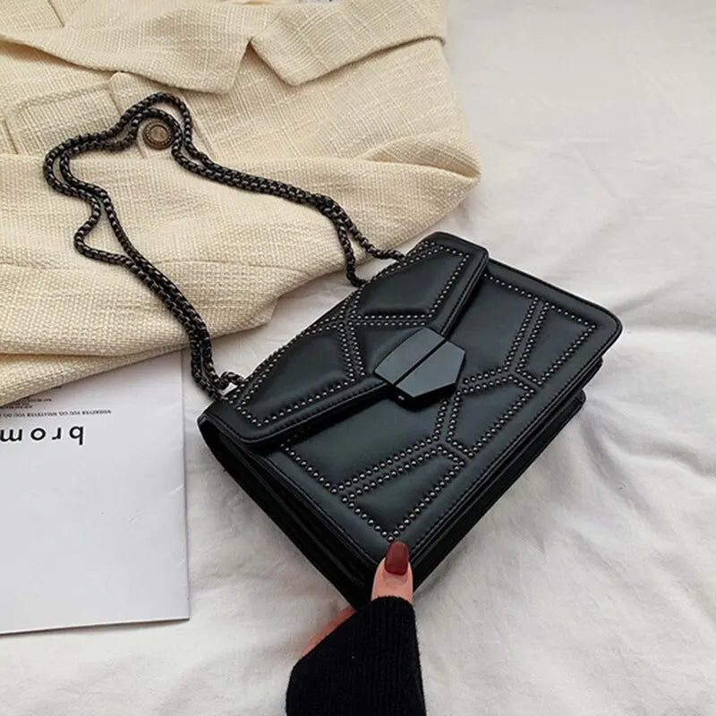 Kleine Tasche aus Echtleder - Eyla