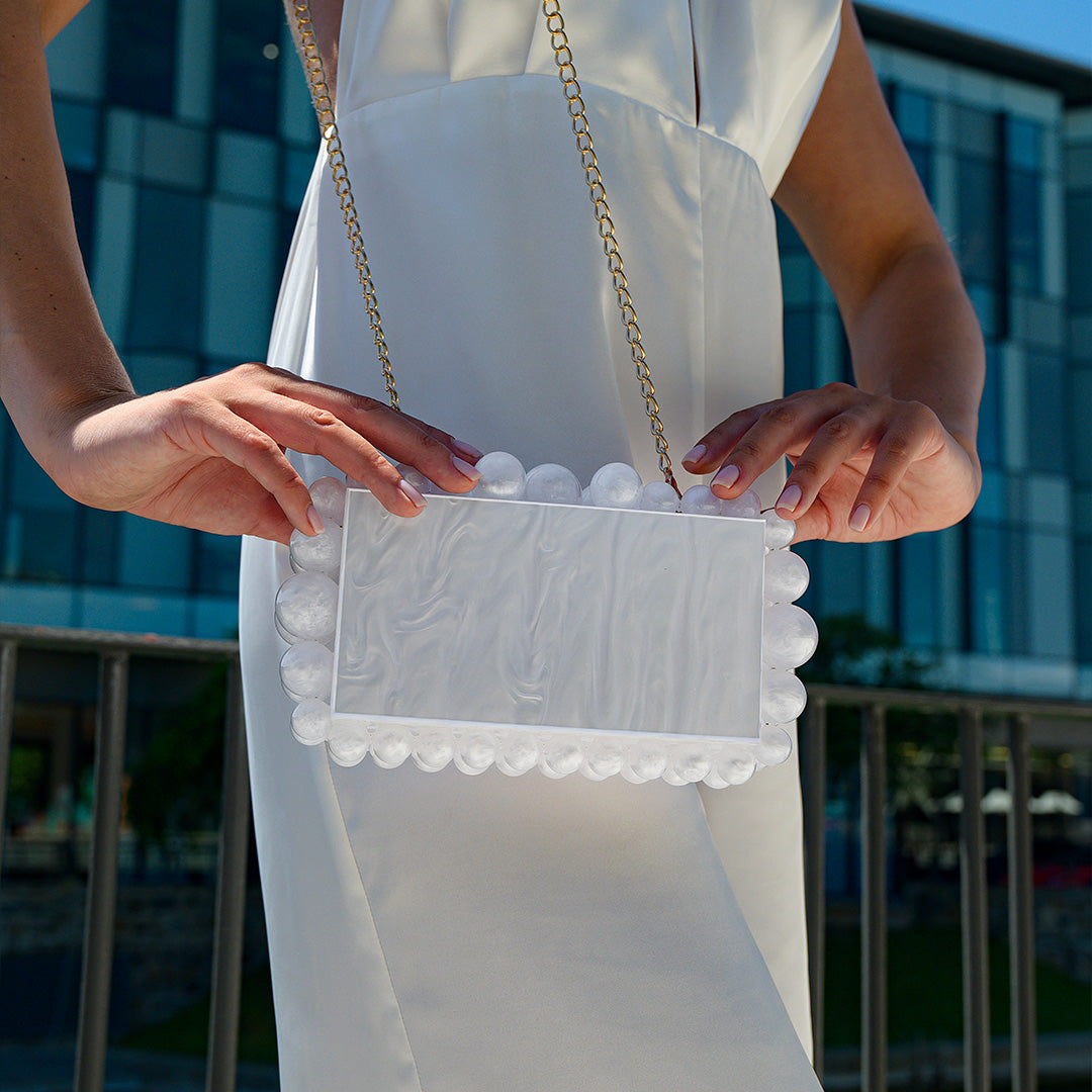 Clutch-Tasche aus Acryl in Marmoroptik