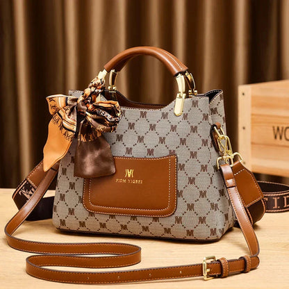 Tasche aus Echtleder - Fianna