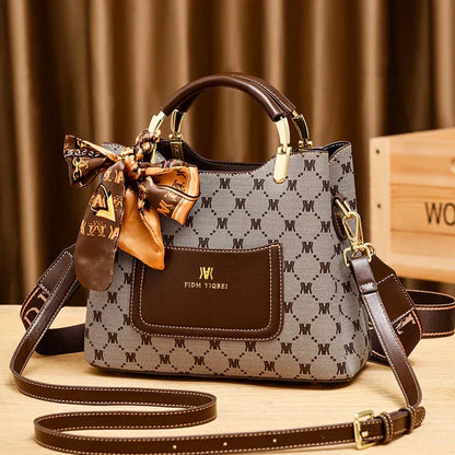 Tasche aus Echtleder - Fianna